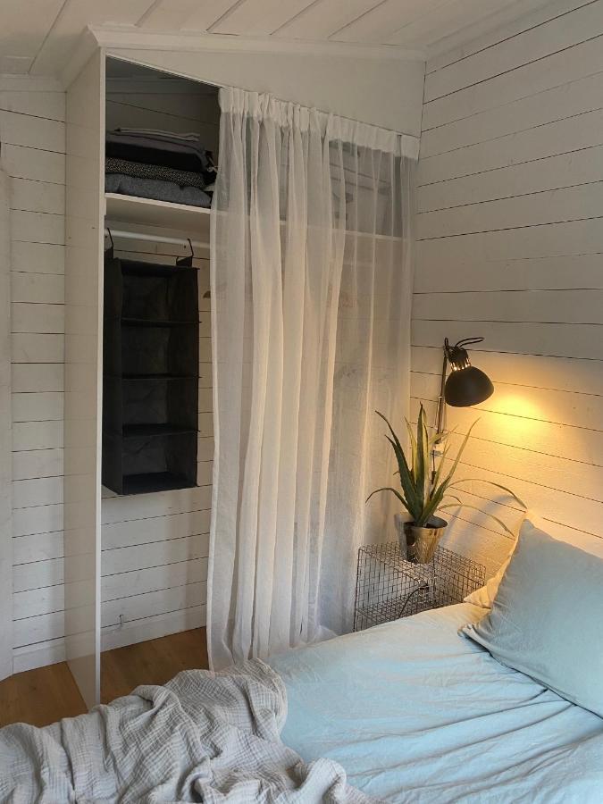 Peaceful And Scandinavian-Style Guesthouse With Scenic Nature And Seaview In High Coast Domsjo Zewnętrze zdjęcie